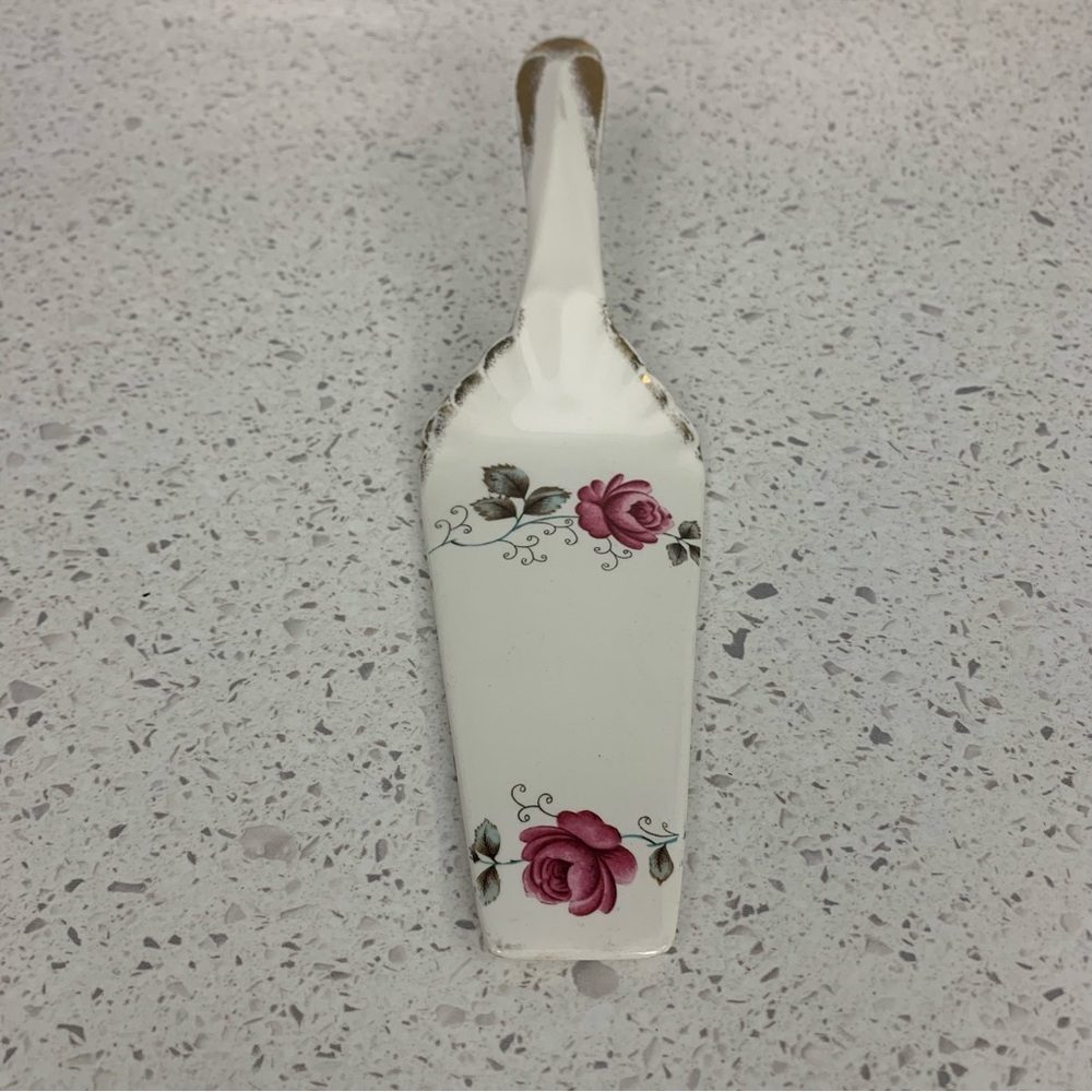 Vintage Aynsley Rose Pattern Plate and Server Set - Picture 4 of 8